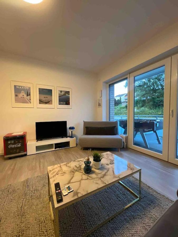 Luxurioeses Apartment,Neubau, 4 Personen, Parkplatz, Griechischer Stil Bochum Exterior photo